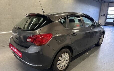 Opel Astra J, 2014 год, 749 000 рублей, 4 фотография