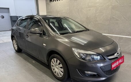 Opel Astra J, 2014 год, 749 000 рублей, 3 фотография