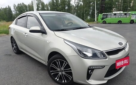 KIA Rio IV, 2018 год, 1 450 000 рублей, 2 фотография