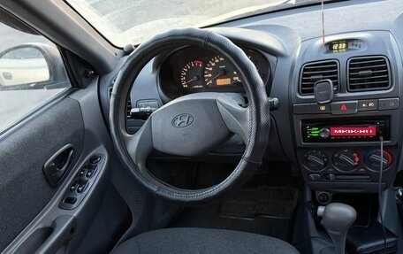 Hyundai Accent II, 2004 год, 305 000 рублей, 6 фотография