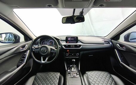 Mazda 6, 2017 год, 1 780 000 рублей, 13 фотография