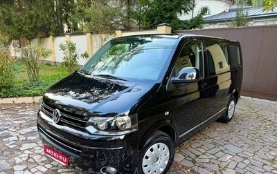 Volkswagen Caravelle T5, 2012 год, 3 870 000 рублей, 1 фотография