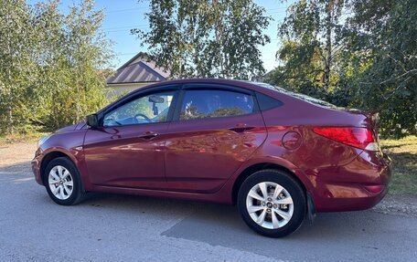 Hyundai Solaris II рестайлинг, 2011 год, 610 000 рублей, 5 фотография