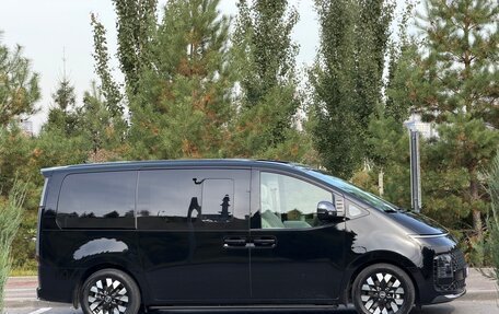Hyundai Staria, 2025 год, 7 900 000 рублей, 5 фотография