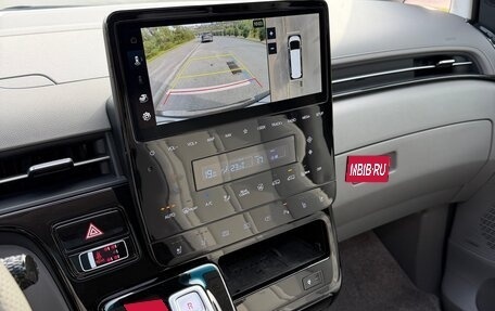Hyundai Staria, 2025 год, 7 900 000 рублей, 17 фотография