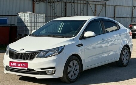 KIA Rio III рестайлинг, 2016 год, 820 000 рублей, 1 фотография