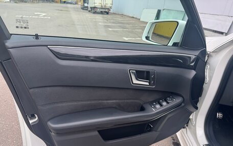 Mercedes-Benz E-Класс, 2013 год, 2 500 000 рублей, 6 фотография