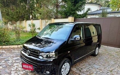 Volkswagen Caravelle T5, 2012 год, 3 870 000 рублей, 3 фотография