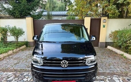 Volkswagen Caravelle T5, 2012 год, 3 870 000 рублей, 4 фотография
