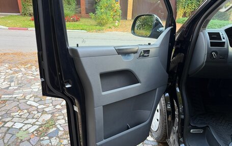 Volkswagen Caravelle T5, 2012 год, 3 870 000 рублей, 17 фотография