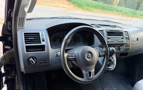 Volkswagen Caravelle T5, 2012 год, 3 870 000 рублей, 19 фотография