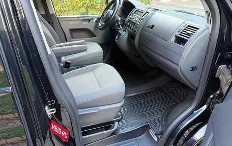 Volkswagen Caravelle T5, 2012 год, 3 870 000 рублей, 25 фотография