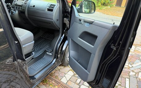 Volkswagen Caravelle T5, 2012 год, 3 870 000 рублей, 26 фотография