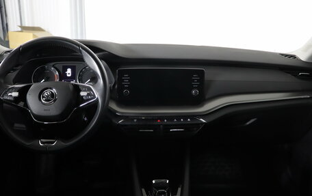 Skoda Octavia IV, 2021 год, 2 159 990 рублей, 13 фотография