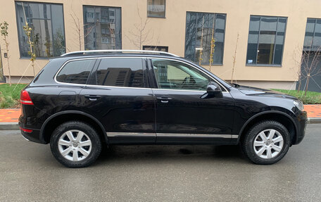 Volkswagen Touareg III, 2012 год, 2 259 000 рублей, 3 фотография