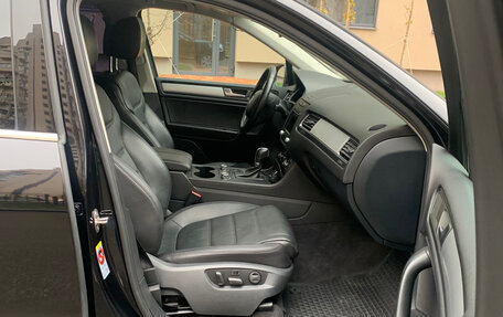 Volkswagen Touareg III, 2012 год, 2 259 000 рублей, 6 фотография