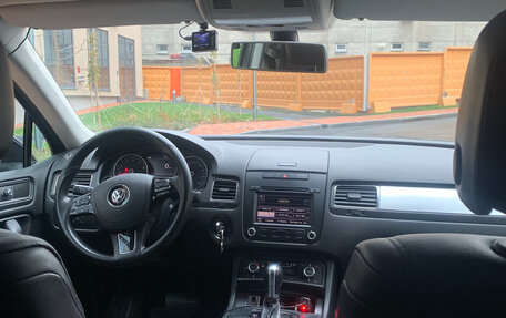 Volkswagen Touareg III, 2012 год, 2 259 000 рублей, 17 фотография