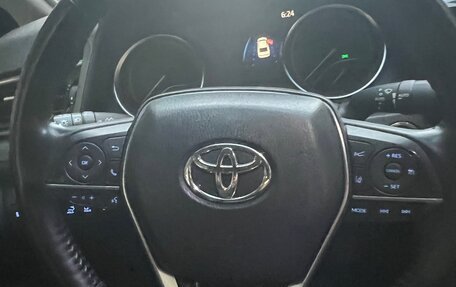 Toyota Camry, 2022 год, 3 100 000 рублей, 6 фотография