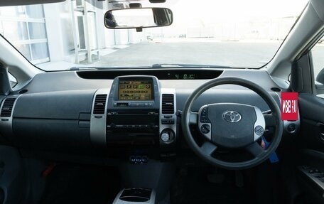 Toyota Prius, 2008 год, 831 000 рублей, 11 фотография