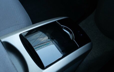 Toyota Prius, 2008 год, 831 000 рублей, 21 фотография
