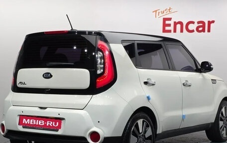KIA Soul II рестайлинг, 2019 год, 1 200 000 рублей, 2 фотография