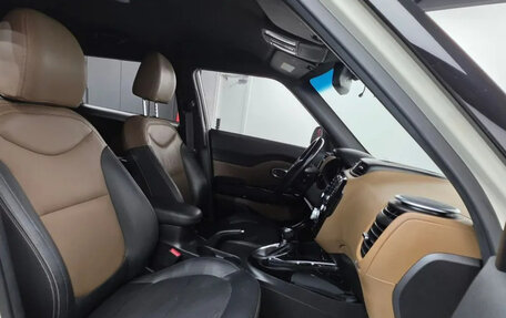 KIA Soul II рестайлинг, 2019 год, 1 200 000 рублей, 15 фотография