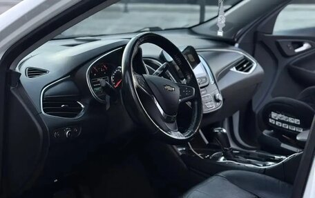 Chevrolet Malibu IX, 2018 год, 1 700 000 рублей, 5 фотография