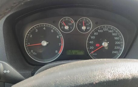 Ford Focus II рестайлинг, 2005 год, 285 000 рублей, 7 фотография