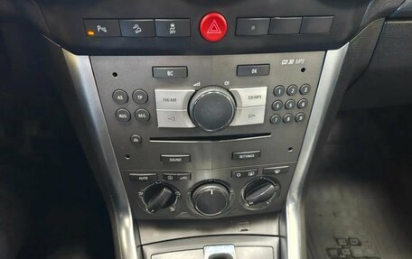 Opel Antara I, 2012 год, 1 250 000 рублей, 12 фотография