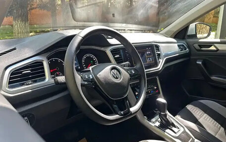 Volkswagen T-Roc I, 2023 год, 1 094 084 рублей, 12 фотография