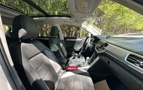 Volkswagen T-Roc I, 2023 год, 1 094 084 рублей, 15 фотография