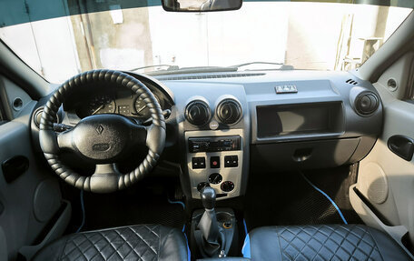 Renault Logan I, 2006 год, 230 000 рублей, 8 фотография