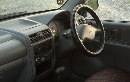 Mitsubishi Minica VIII, 2003 год, 270 000 рублей, 13 фотография