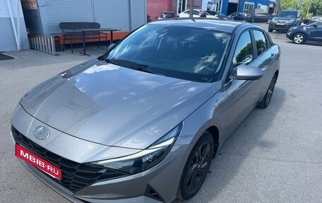 Hyundai Elantra, 2021 год, 1 950 000 рублей, 9 фотография