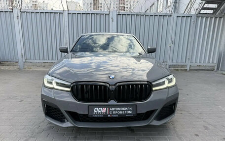 BMW 5 серия, 2020 год, 3 650 000 рублей, 2 фотография