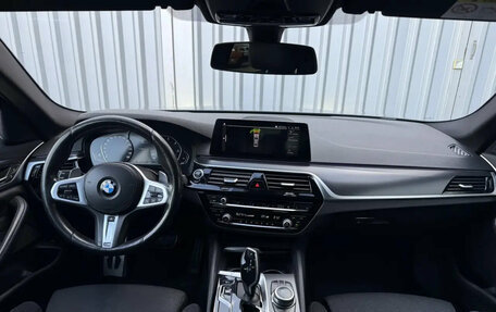 BMW 5 серия, 2020 год, 3 650 000 рублей, 21 фотография