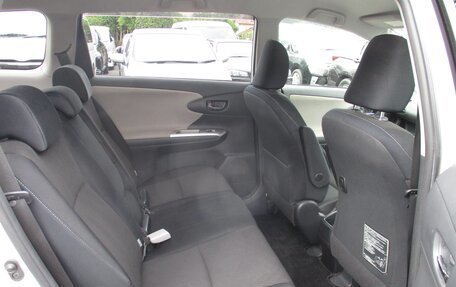 Toyota Wish II, 2012 год, 1 150 000 рублей, 13 фотография
