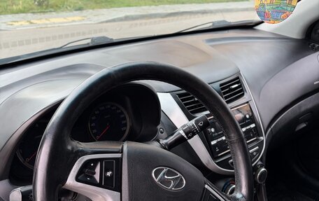 Hyundai Solaris II рестайлинг, 2014 год, 740 000 рублей, 7 фотография