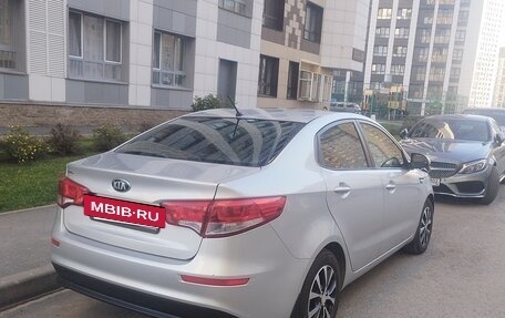KIA Rio III рестайлинг, 2015 год, 895 000 рублей, 3 фотография