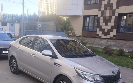 KIA Rio III рестайлинг, 2015 год, 895 000 рублей, 2 фотография