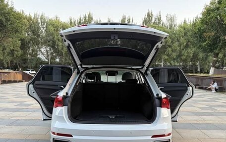 Audi Q3, 2022 год, 2 205 000 рублей, 12 фотография