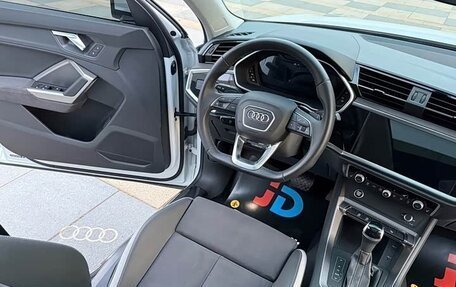 Audi Q3, 2022 год, 2 205 000 рублей, 16 фотография