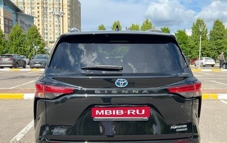 Toyota Sienna, 2021 год, 5 650 000 рублей, 3 фотография