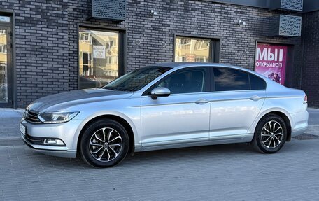 Volkswagen Passat B8 рестайлинг, 2015 год, 1 805 000 рублей, 2 фотография