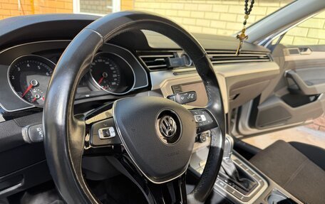 Volkswagen Passat B8 рестайлинг, 2015 год, 1 805 000 рублей, 18 фотография