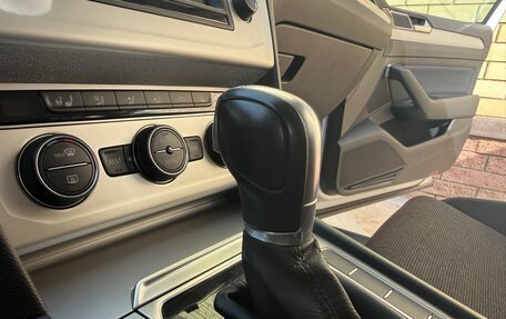 Volkswagen Passat B8 рестайлинг, 2015 год, 1 805 000 рублей, 17 фотография