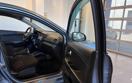 KIA Rio III рестайлинг, 2013 год, 580 000 рублей, 25 фотография