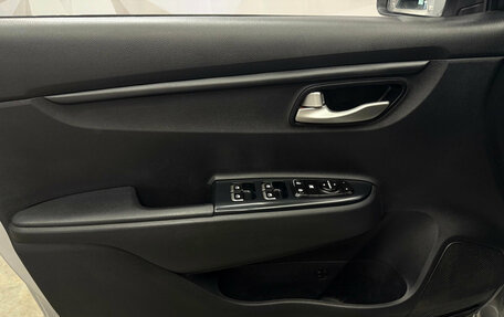 KIA Rio IV, 2019 год, 1 720 000 рублей, 12 фотография