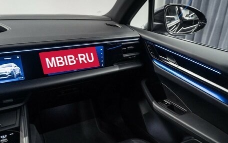 Porsche Macan, 2024 год, 14 994 000 рублей, 31 фотография