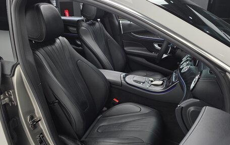 Mercedes-Benz CLS, 2022 год, 5 920 000 рублей, 19 фотография